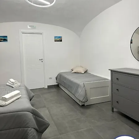Savoia 215 - Azzurra Guest House - Napoli Buitenkant foto