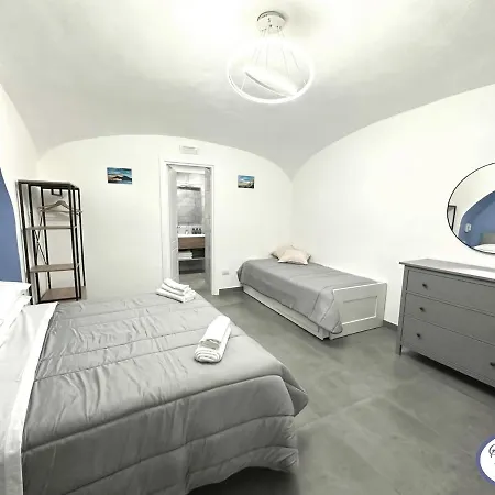 Savoia 215 - Azzurra Guest House - Napoli Buitenkant foto